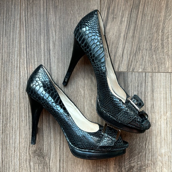 Michael Kors Black Leather Reptile Embossed Pumps | 9 - Picture 2 of 11